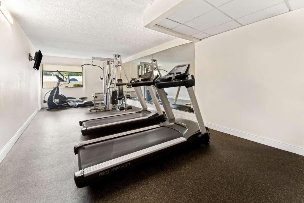 Best Western Riverside Inn photo