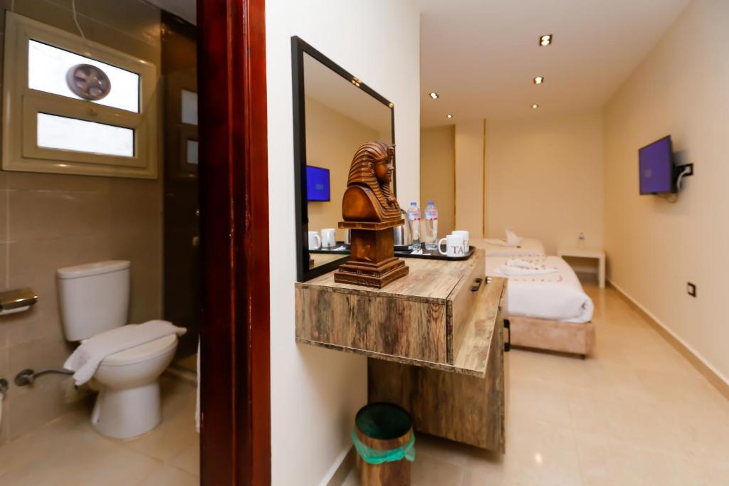 Taj Pyramids inn - Pyramids View Rooftop - 19