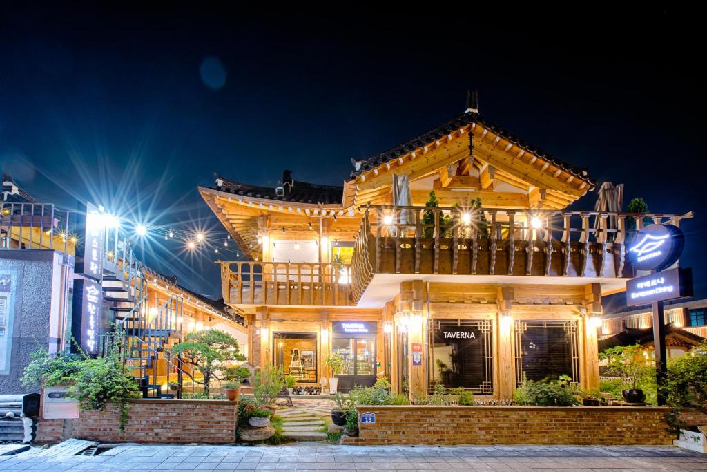 Foto dalla galleria di Taverna a Gyeongju