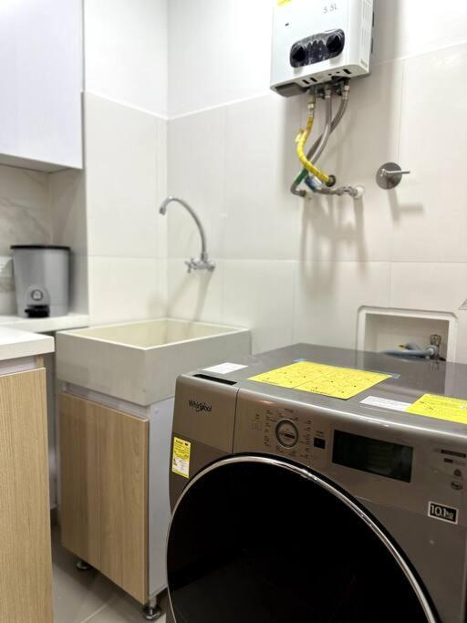 Kuchyň nebo kuchyňský kout v ubytování Hermoso Apartamento Entero