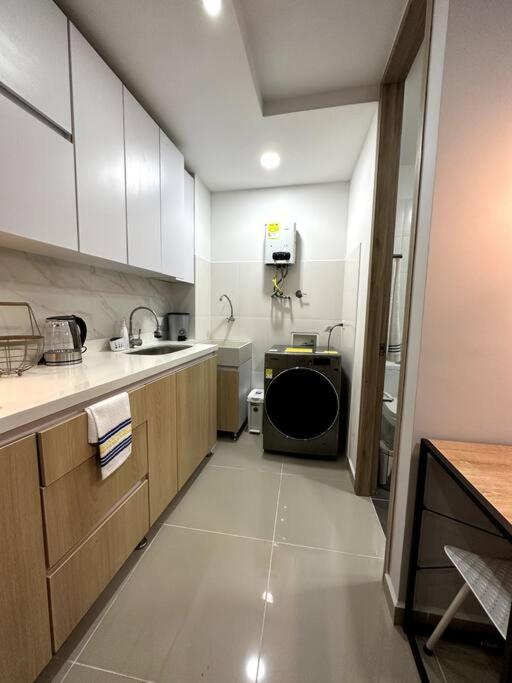 Kuchyň nebo kuchyňský kout v ubytování Hermoso Apartamento Entero