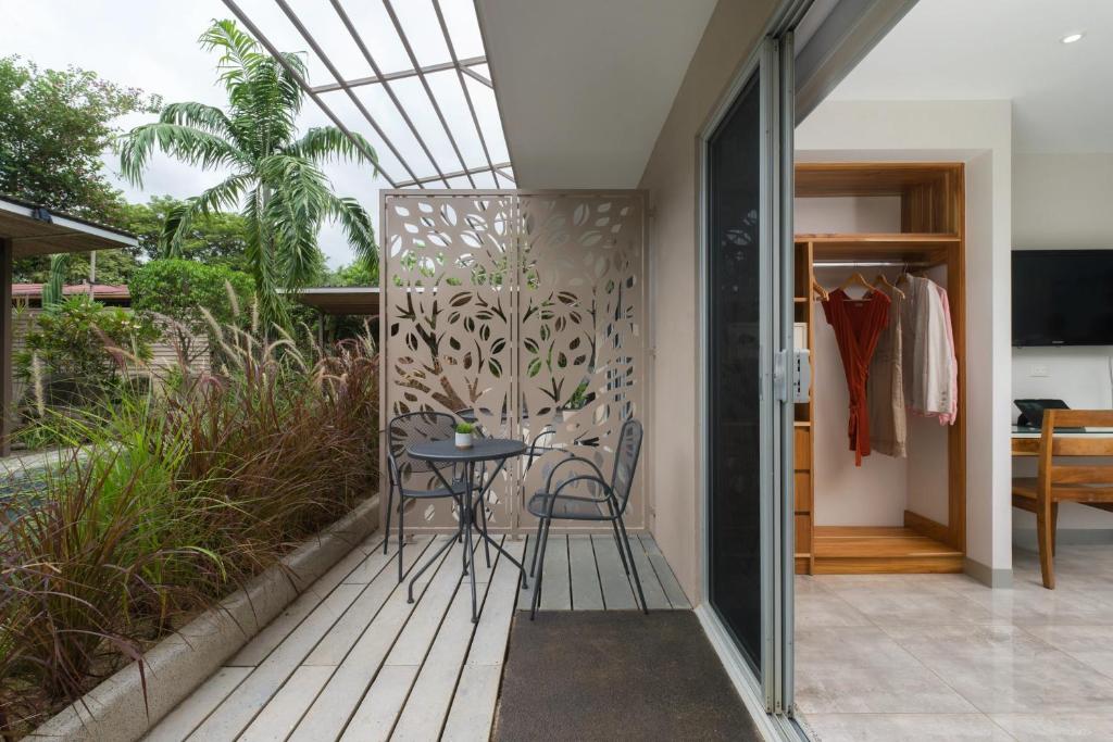 Tamarindo Bay Boutique Hotel, Apartments & Suites photo