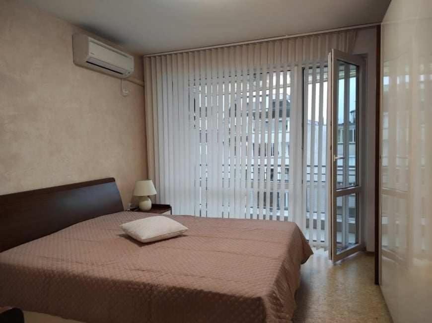 Apartment Burgas Апартамент Бургас