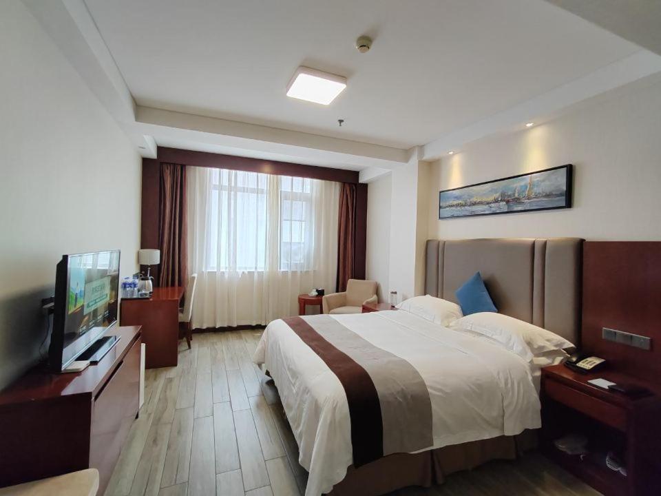 TV a/nebo společenská místnost v ubytování Bestway Hotel Xi'an