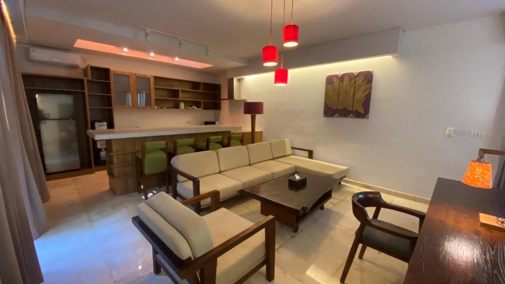 djabu Canggu Beach Villa - Habitación Doble De Lujo Con Vida Y Cocina