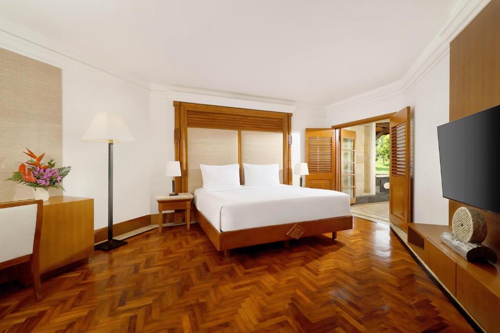 Nusa Dua Beach Hotel and Spa - Handwritten Collection - Suite King King De Palace Club
