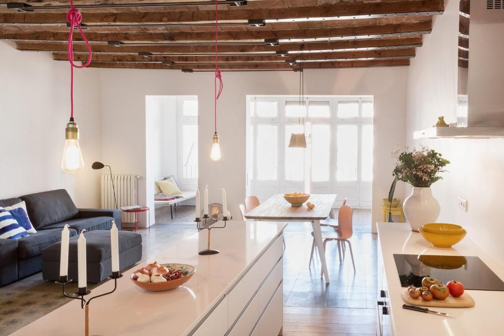 GuestReady - Acogedor piso al lado de Pl. Cataluña