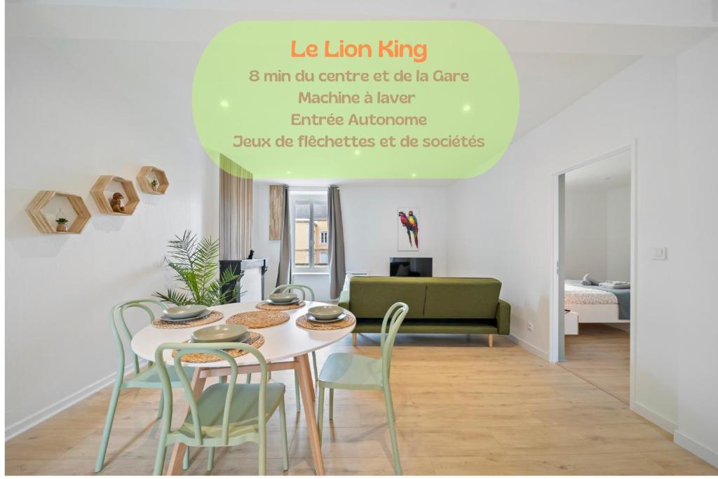 Χώρος καθιστικού στο Lion King Appart 65 m2 tout inclus, rénové, Calme, parking facile