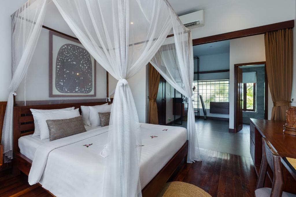 Golden Vishnu Villa - Cozy And Spacious 2 Bedrooms Villa With Pool View
