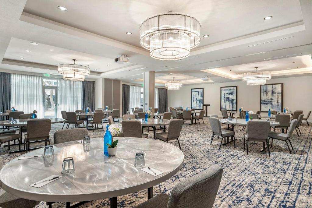 EVEN Hotel Austin Uptown near the Domain by IHG photo