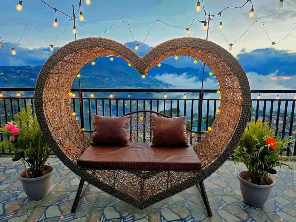 Mountain and Sunsetview Baguio Residences photo
