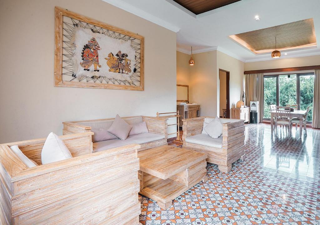 Shanaya Resort Malang - 2