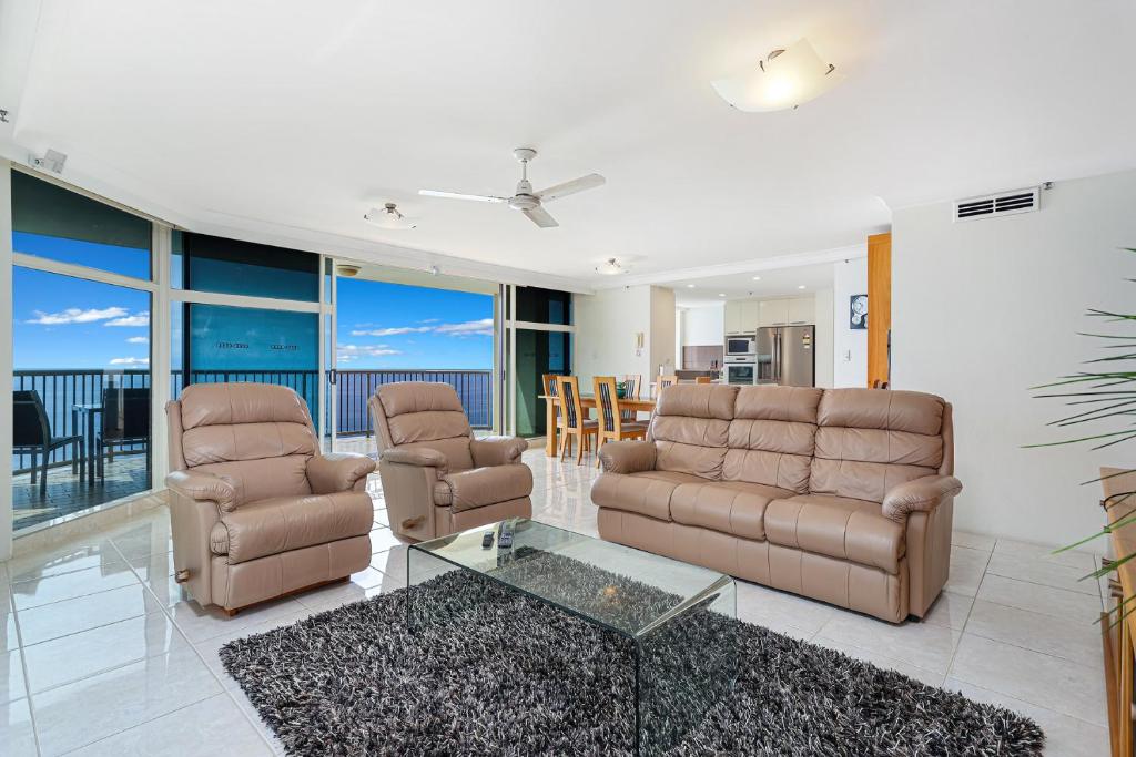 Curated visual reference: Visual Reference: Stunning 2Br Beachfront Sub Penthouse Gold Coast Updated Prices 2026