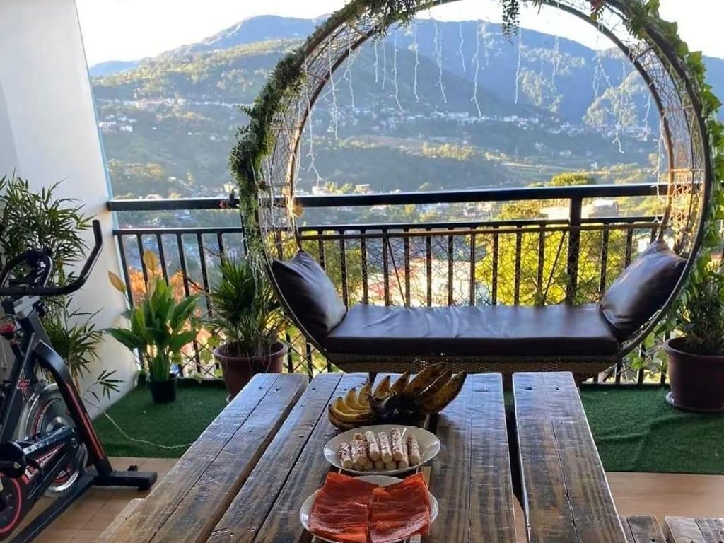 Mountain and Sunsetview Baguio Residences photo
