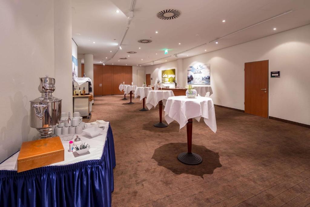 Ramada by Wyndham Dresden - Resim 31