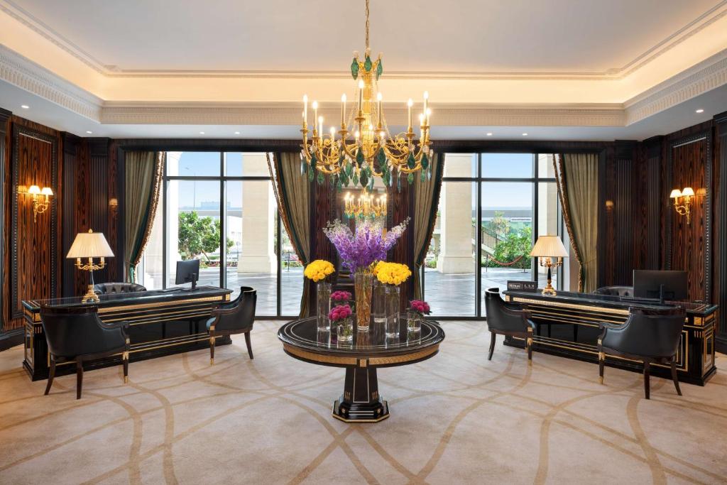 Posezení v ubytování The Plaza Doha, LXR Hotels & Resorts