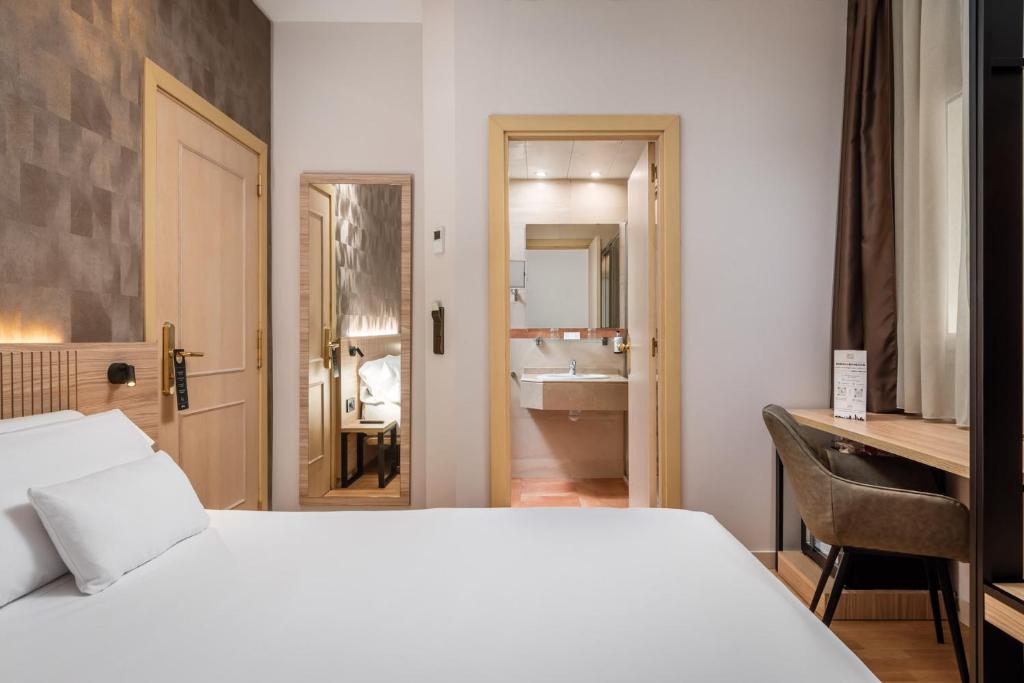 Petit Palace Eixample - Resim 29