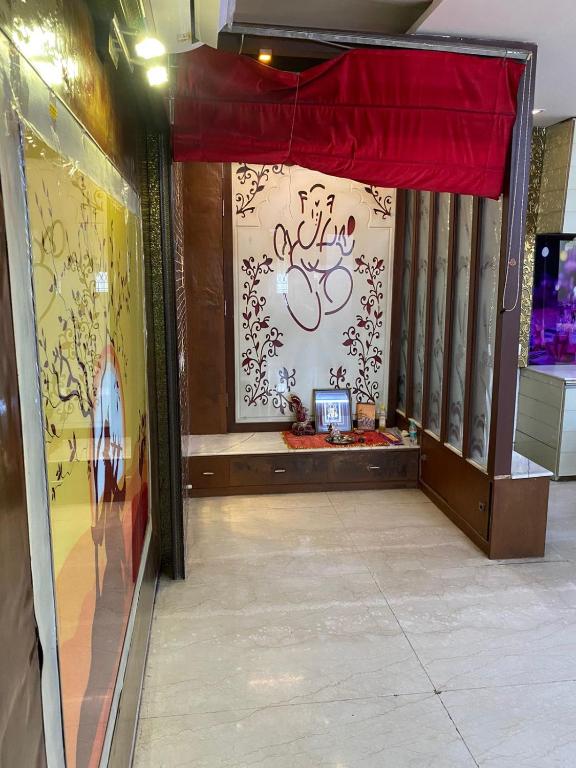 Namastey Homes 4 BHK Serviced Apartment , Near Max Hospital ,Saket, Neu