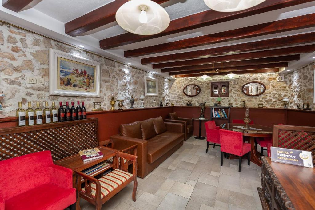 Napoje w obiekcie Heritage Hotel & Estate Raznjevica Dvori AD 1307