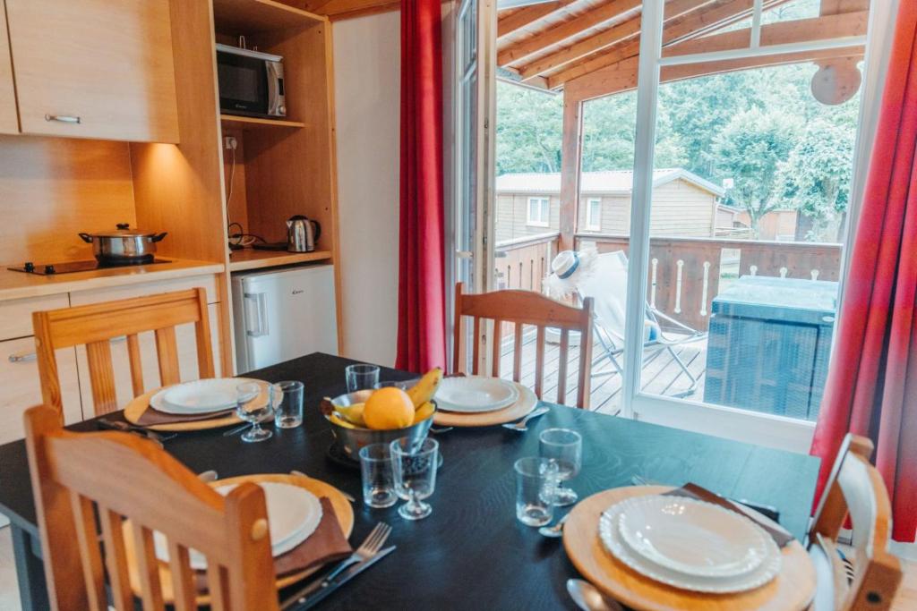 Fotografie z fotogalerie ubytování Camping Le Malazéou Wellness Sport Camping v destinaci Ax-les-Thermes