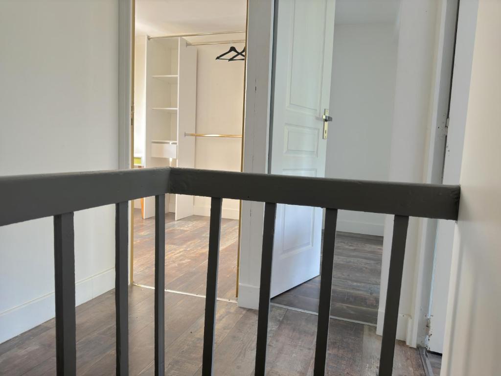 Fotografia z galérie ubytovania Maison Cosy 10 Personnes 3 SDB proche Lille v destinácii Roubaix