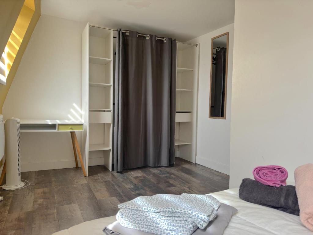 Posteľ alebo postele v izbe v ubytovaní Maison Cosy 10 Personnes 3 SDB proche Lille
