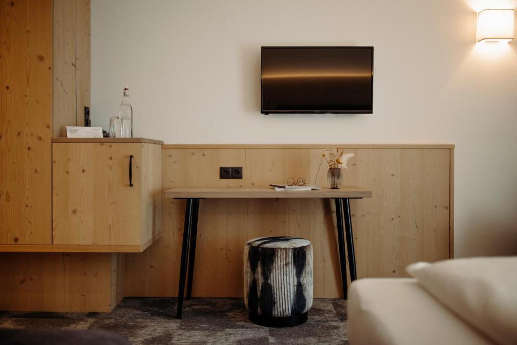 TV a/nebo společenská místnost v ubytování RESL Resort
