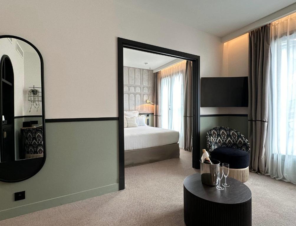 Hotel Grand Coeur Latin - Resim 40