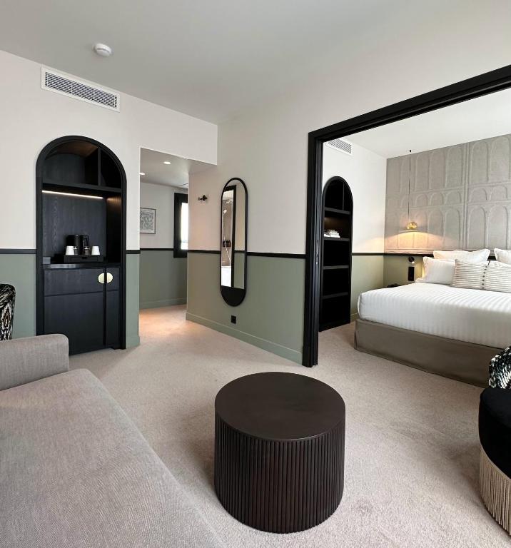 Hotel Grand Coeur Latin - Resim 41