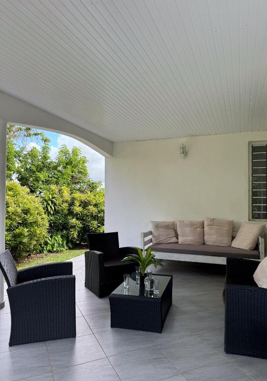 Posezení v ubytování Casa Tropical · T3 Calme & Spacieux