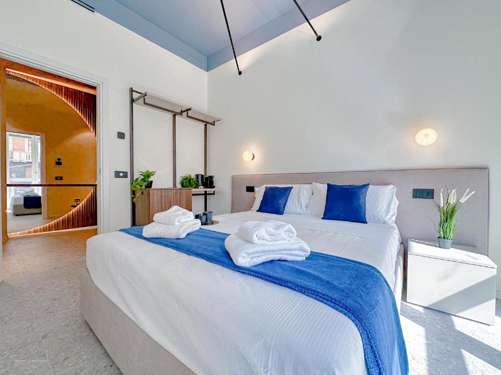 Postel nebo postele na pokoji v ubytování Porta Venezia - Luxy Suites - 6 camere