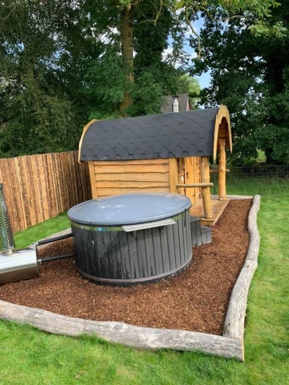 Ferienhaus mit Sauna und Hotfass direkt an der Nordsee, Nähe Center