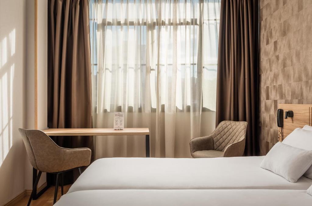 Petit Palace Eixample - Resim 35