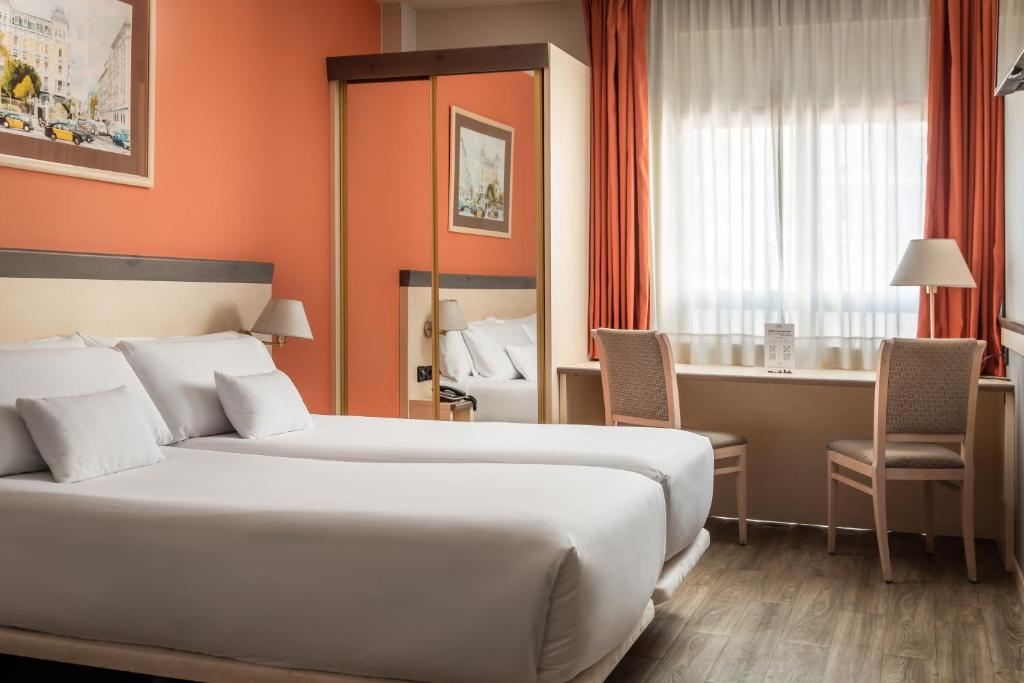 Petit Palace Trencadís - Resim 25