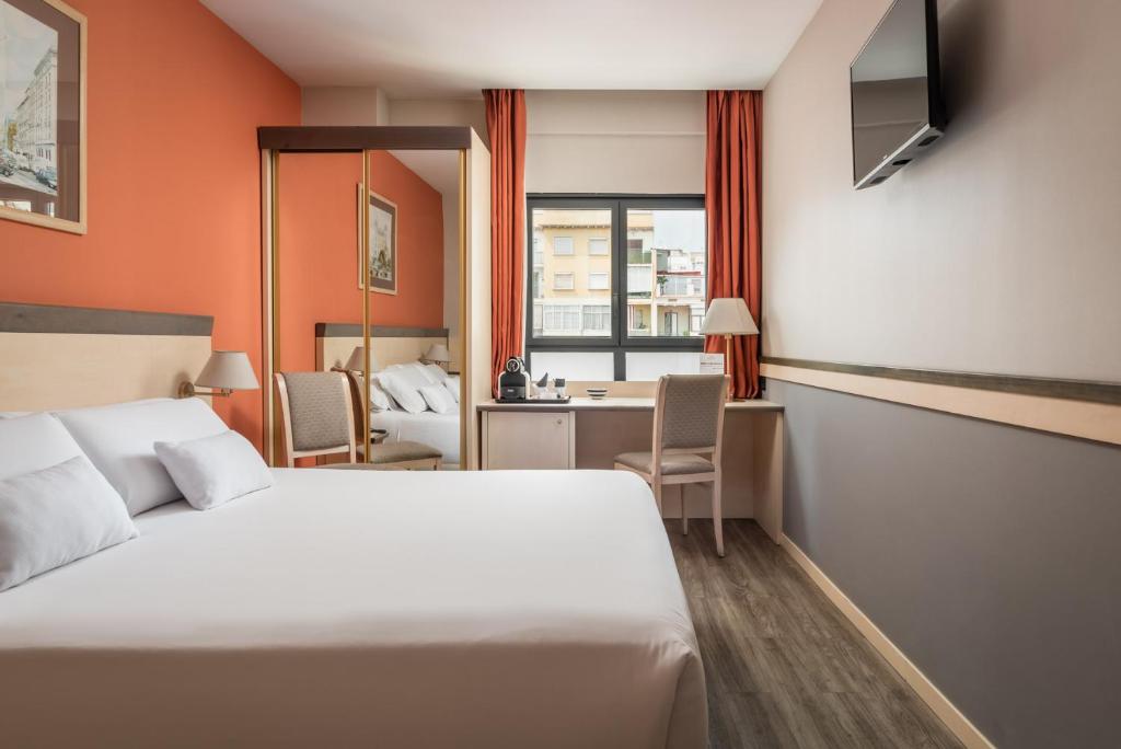 
Standard Double or Twin Room
