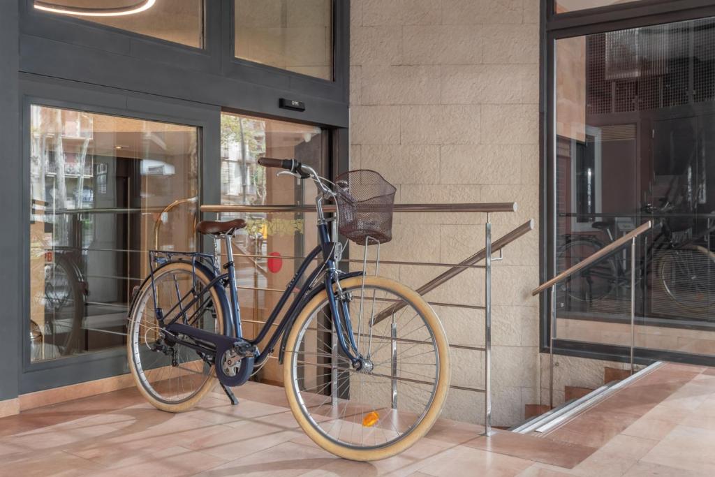 Petit Palace Eixample - Resim 6