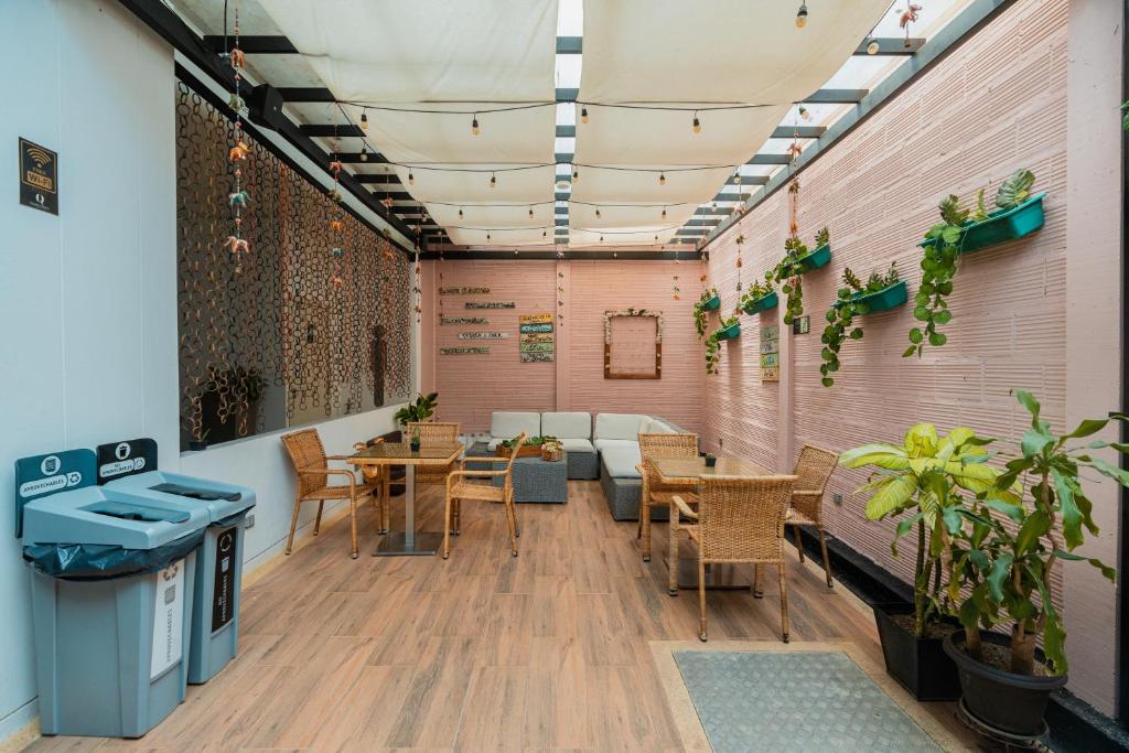 Posezení v ubytování Hotel Quinto Nivel