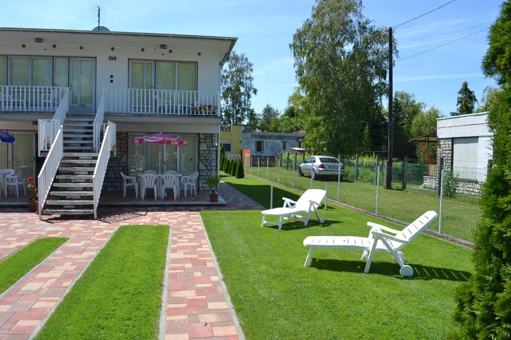 Ogród w obiekcie Family Home Apartment