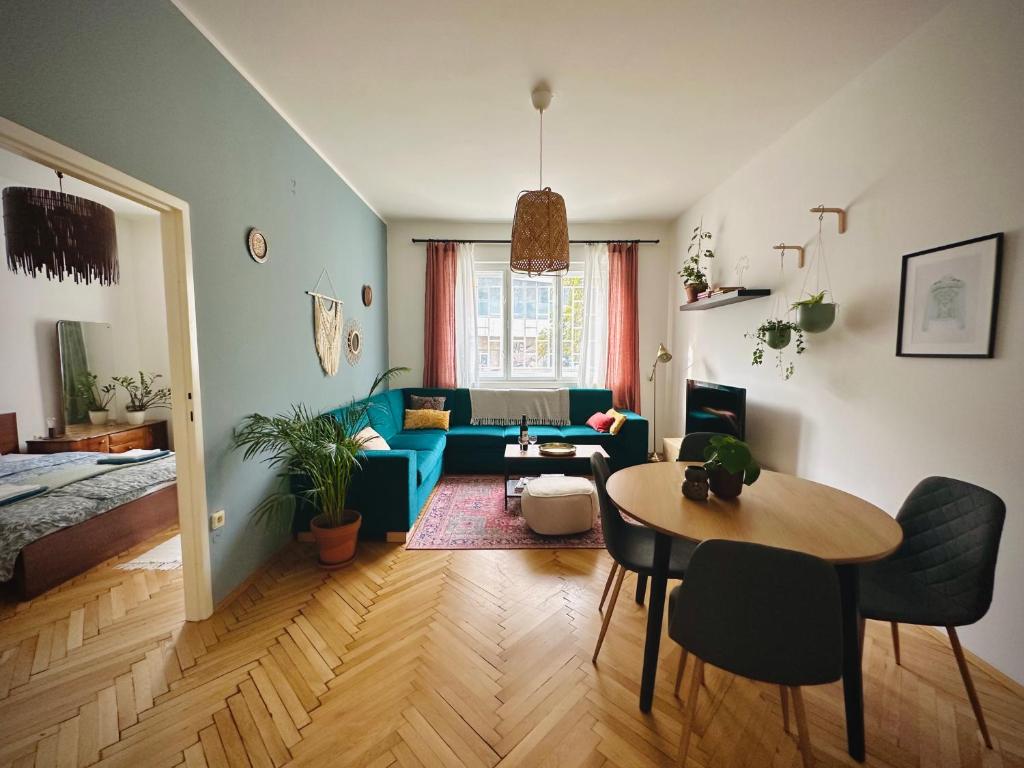 Posedenie v ubytovaní Boho Apartment in Old Town