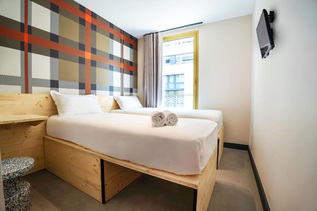 easyHotel Marseille Euromed - Resim 2