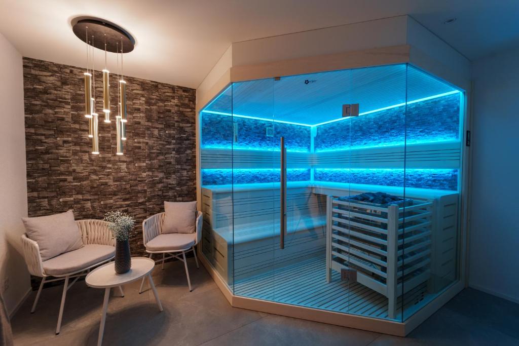 Privat-SPA mit Whirlpool und Sauna für 5 Personen! - Resim 19