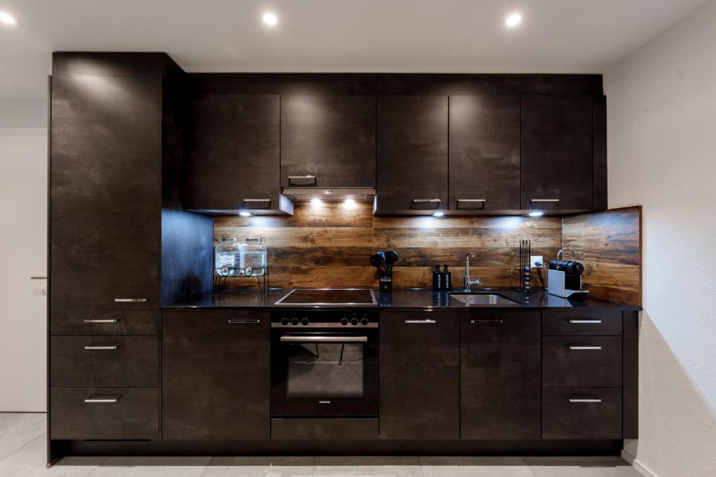 Privat-SPA mit Whirlpool und Sauna für 5 Personen! - Resim 35