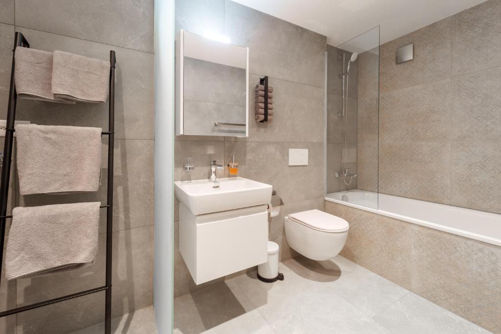 Privat-SPA mit Whirlpool und Sauna für 5 Personen! - Resim 7