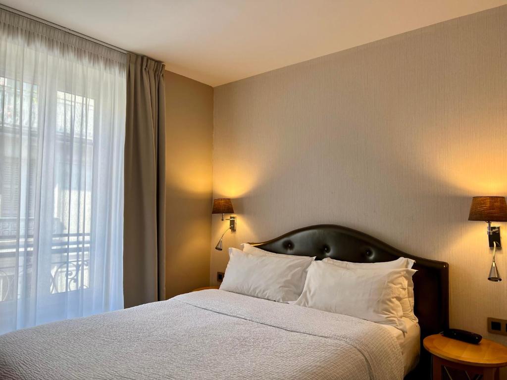 Hôtel Central Saint Germain - Resim 10