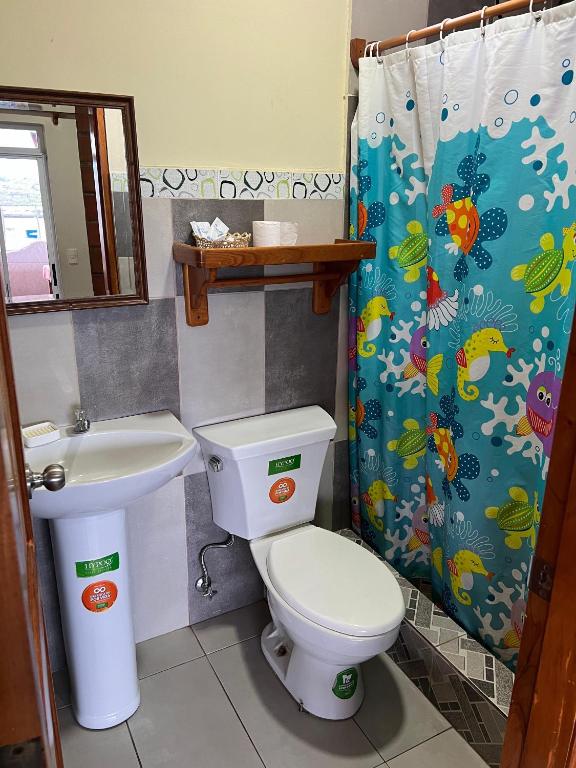 Koupelna v ubytování Hostal Cattleya