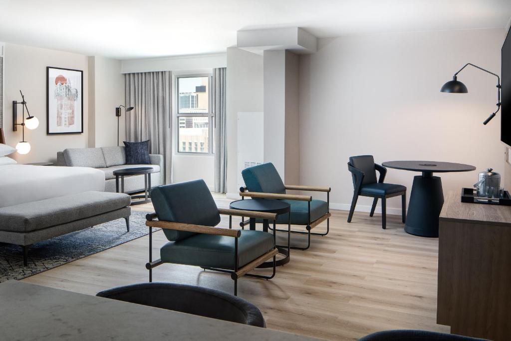 Sheraton Fort Worth Downtown Hotel photo
