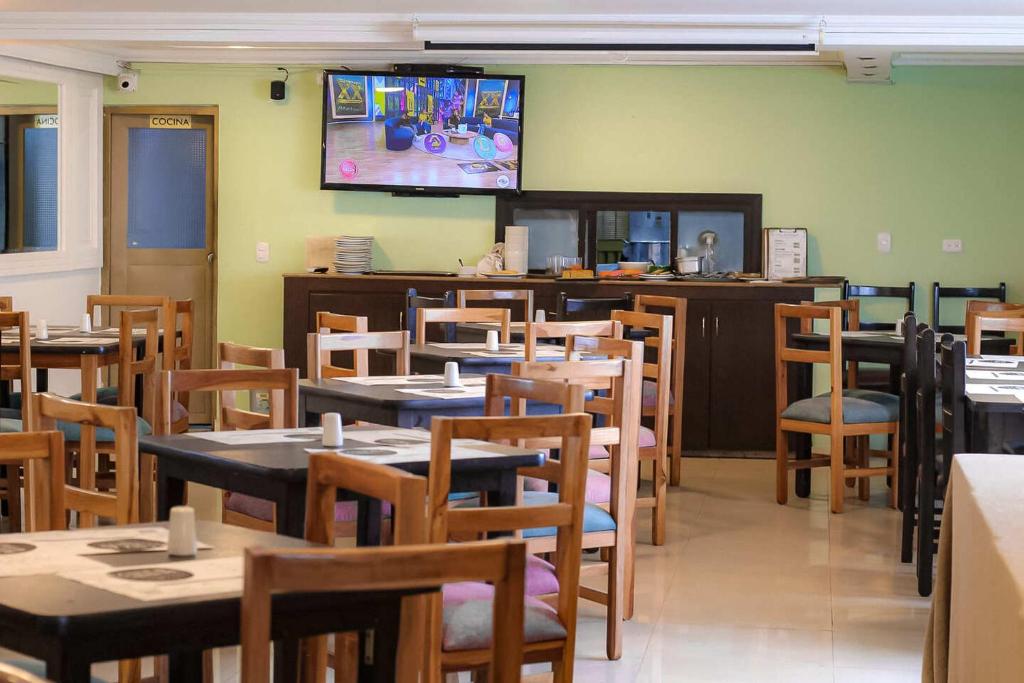 Restaurace v ubytování Hotel Virrey Central