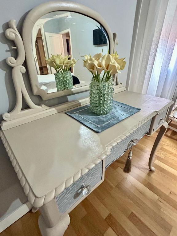 VIP ROOMS Toledo - PARKING GRATIS - 2 HABITACIONES - 12