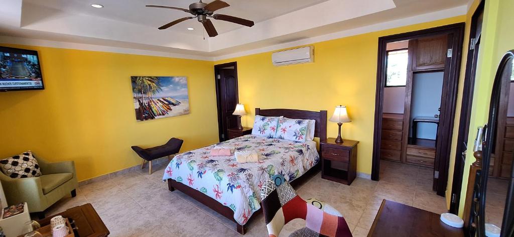 Boca Chica Bay Eco Lodge - Penthouse Queen Suite Avec Vue Sur L'océan