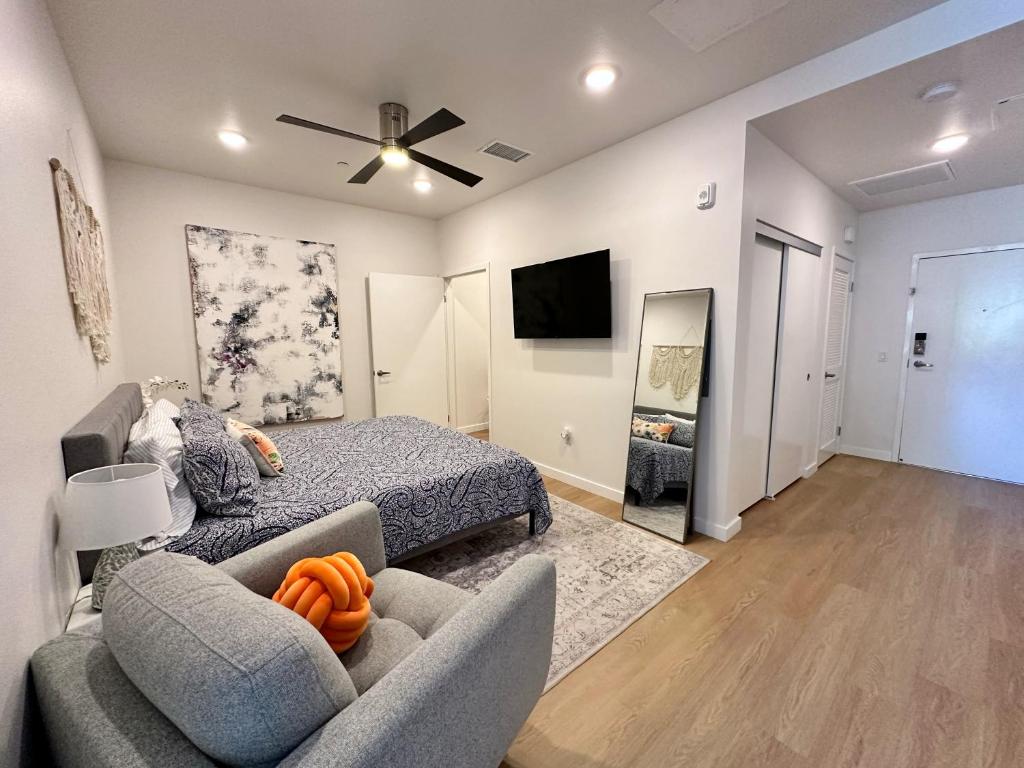 Nimitz Crossing Luxury Residences - Apartamento De Lujo